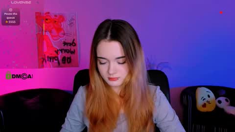 Little Liana  online show from December 19, 2025, 7:54 pm