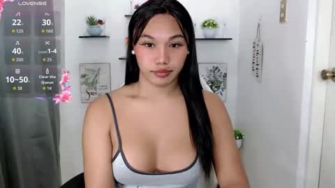 Liane online show from March 22, 2026, 4:49 am