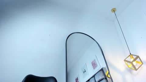 lianfox_ online show from January 19, 2026, 12:31 pm