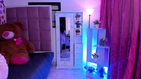 liany_taylor online show from February 22, 2026, 2:56 am