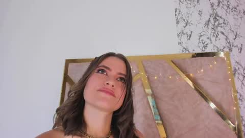 liaross online show from April 10, 2026, 9:52 pm