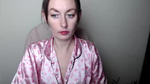 Lia online show from February 23, 2026, 1:08 pm