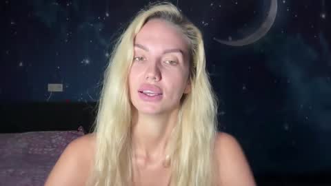 Snapshot of liasherrod chatting on October 6, 2025, 7:28 am Anni online show from October 6, 2025, 7:28 am