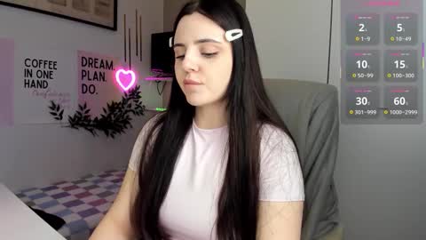 Lia online show from January 7, 2026, 8:06 am