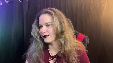 Snapshot of libbydeetzxxx chatting on January 1, 2025, 3:02 am Libby Deetz online show from January 1, 2025, 3:02 am