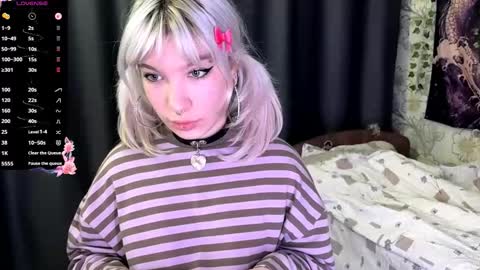 Snapshot of libbynading chatting on November 7, 2025, 7:25 pm Lola online show from November 7, 2025, 7:25 pm