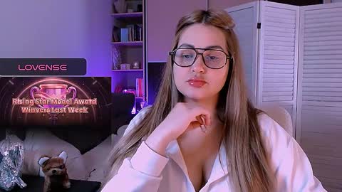 libra_mia online show from January 13, 2026, 6:46 pm