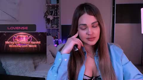 libra_mia online show from March 17, 2026, 11:57 am