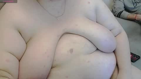 Snapshot of licablack chatting on December 16, 2025, 12:54 pm LicaBlack online show from December 16, 2025, 12:54 pm