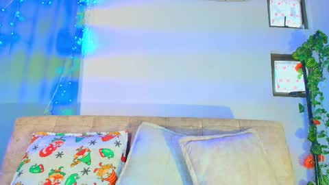 Snapshot of liccy_hall chatting on December 17, 2025, 11:38 am Valentina Hall online show from December 17, 2025, 11:38 am