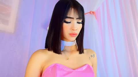 Valentina Hall online show from April 30, 2026, 11:38 am