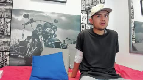 light_haze475096 online show from November 25, 2025, 4:18 pm