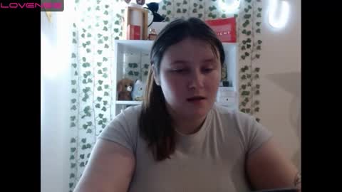 Snapshot of light_lunaa chatting on January 12, 2025, 5:01 pm light_lunaa online show from January 12, 2025, 5:01 pm