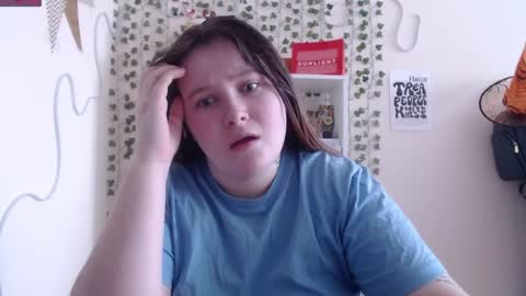 Snapshot of light_lunaa chatting on January 17, 2025, 5:32 am light_lunaa online show from January 17, 2025, 5:32 am