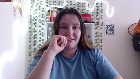 Snapshot of light_lunaa chatting on January 30, 2025, 7:29 am light_lunaa online show from January 30, 2025, 7:29 am