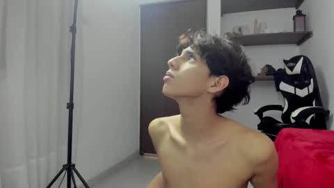 lightboy0 online show from September 11, 2025, 3:34 pm