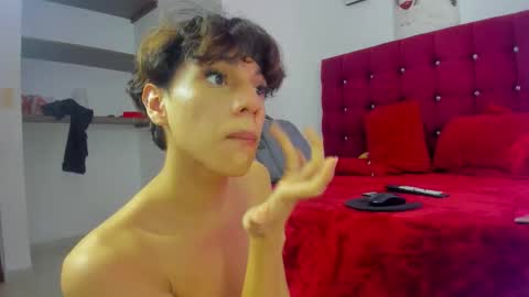 lightboy0 online show from November 9, 2025, 3:43 pm