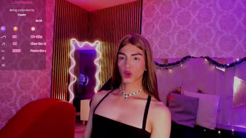 Snapshot of lihian_tay chatting on December 23, 2025, 3:26 am LIHIAN online show from December 23, 2025, 3:26 am