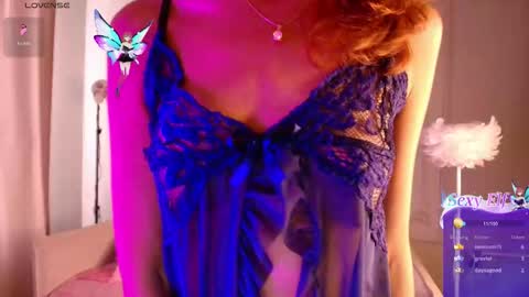 Lihn Pham online show from March 11, 2026, 3:23 am