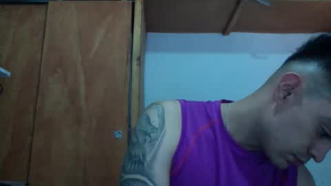 Snapshot of liiam_collins chatting on April 19, 2026, 8:22 pm liiam online show from April 19, 2026, 8:22 pm