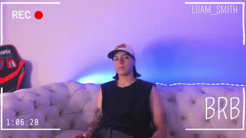 liiam_smith_ online show from January 9, 2025, 2:51 pm
