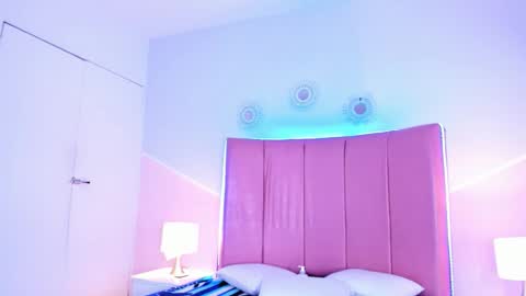 liiam_smith_ online show from October 11, 2025, 1:31 pm