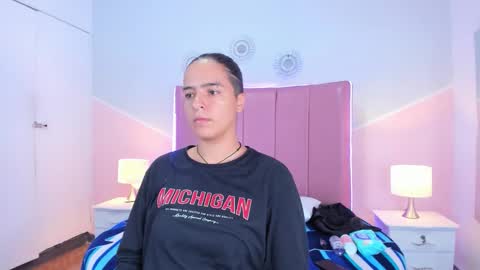 liiam_smith_ online show from October 21, 2025, 12:39 pm