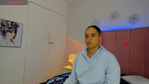 liiam_smith_ online show from November 3, 2025, 12:39 pm