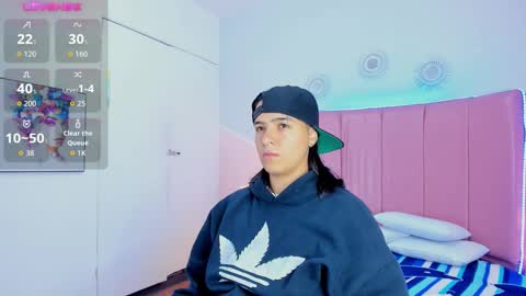 liiam_smith_ online show from November 9, 2025, 12:58 pm