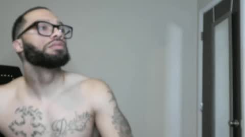 liightsinlover online show from April 28, 2026, 2:11 pm