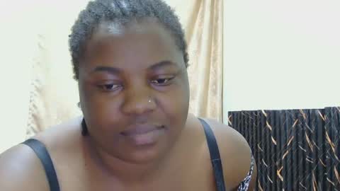 Snapshot of liilcutiee chatting on July 12, 2026, 8:11 pm Lily online show from July 12, 2026, 8:11 pm