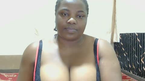 Snapshot of liilcutiee chatting on July 24, 2026, 9:24 pm Lily online show from July 24, 2026, 9:24 pm