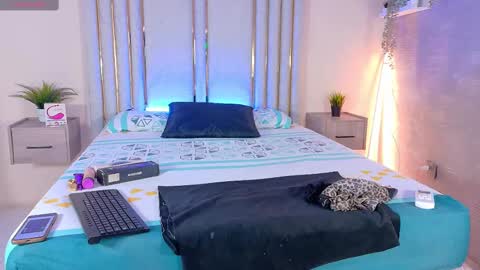 liincostelloo online show from January 20, 2025, 7:35 pm