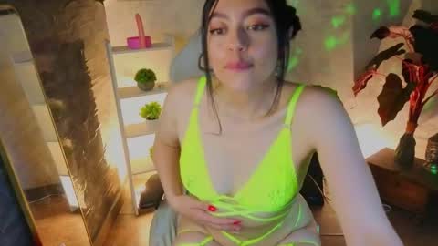 liisa_thompson_ online show from May 29, 2026, 1:42 pm