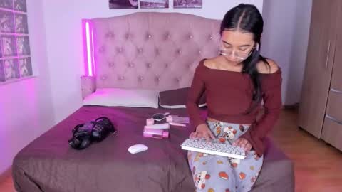 Valery  online show from February 3, 2026, 11:37 am