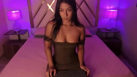 LiizJones online show from May 16, 2026, 6:17 pm