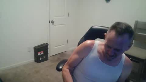 Snapshot of likeymikesit chatting on October 5, 2025, 11:46 pm MIKE online show from October 5, 2025, 11:46 pm