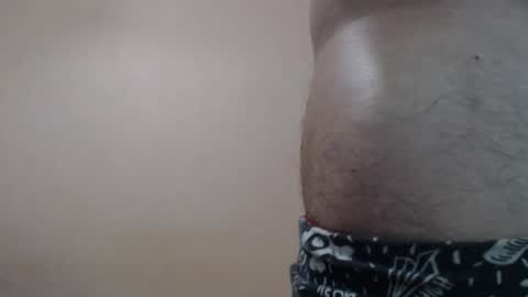 Snapshot of likwidator84 chatting on January 10, 2025, 12:27 am Maximus online show from January 10, 2025, 12:27 am