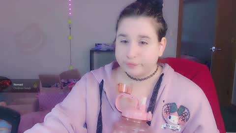 Snapshot of lil_alison_heart chatting on January 3, 2025, 3:12 pm Lil Alison Heart online show from January 3, 2025, 3:12 pm