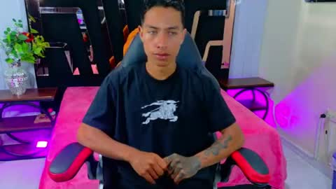 Snapshot of lil_brownn chatting on August 4, 2026, 12:41 pm lil online show from August 4, 2026, 12:41 pm