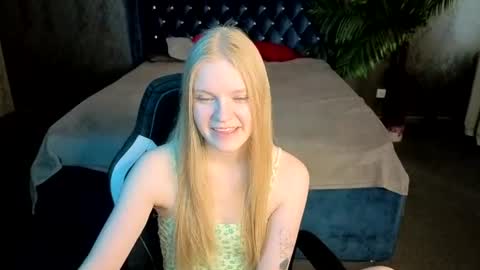 Erica online show from July 18, 2026, 11:25 am
