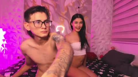 Snapshot of lil_daphneandstuart chatting on June 5, 2026, 12:17 am daphne and stuart online show from June 5, 2026, 12:17 am