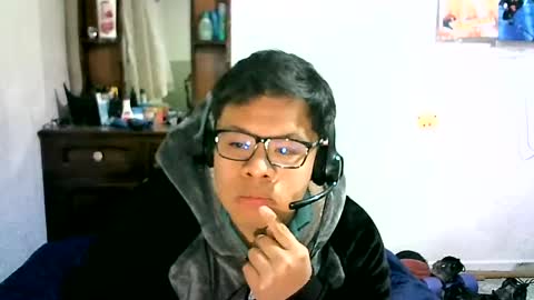 Snapshot of lil_hackerman chatting on February 9, 2025, 5:50 am Sir Ackerman online show from February 9, 2025, 5:50 am