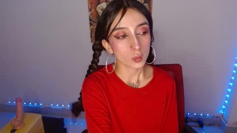 Lisaa online show from December 22, 2024, 6:49 am