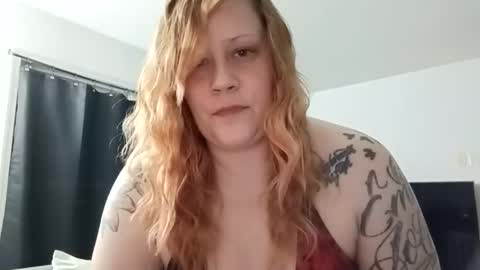 lil_nelli8 online show from May 8, 2026, 8:19 am