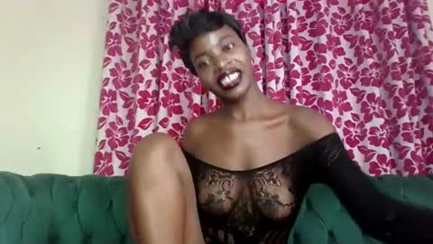 Snapshot of lil_paula chatting on January 16, 2025, 5:53 am serenity online show from January 16, 2025, 5:53 am