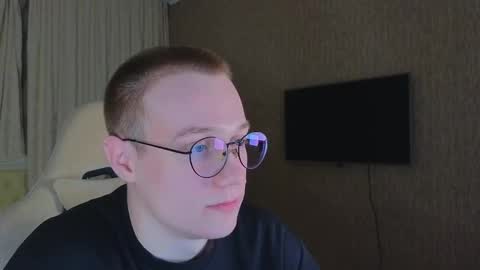 Snapshot of lil_raysss chatting on January 9, 2025, 9:16 pm lil_raysss online show from January 9, 2025, 9:16 pm