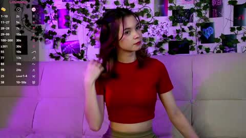 Snapshot of lil_raysss chatting on February 19, 2025, 4:55 am lil_raysss online show from February 19, 2025, 4:55 am
