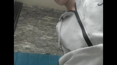 Snapshot of lil_rose2006 chatting on October 16, 2025, 12:06 pm lil_rose2006 online show from October 16, 2025, 12:06 pm