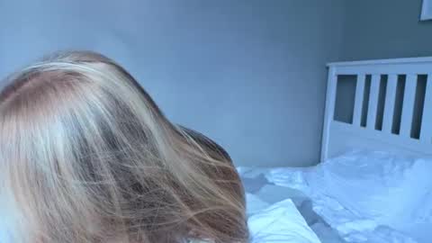 Emma online show from October 3, 2025, 10:01 am